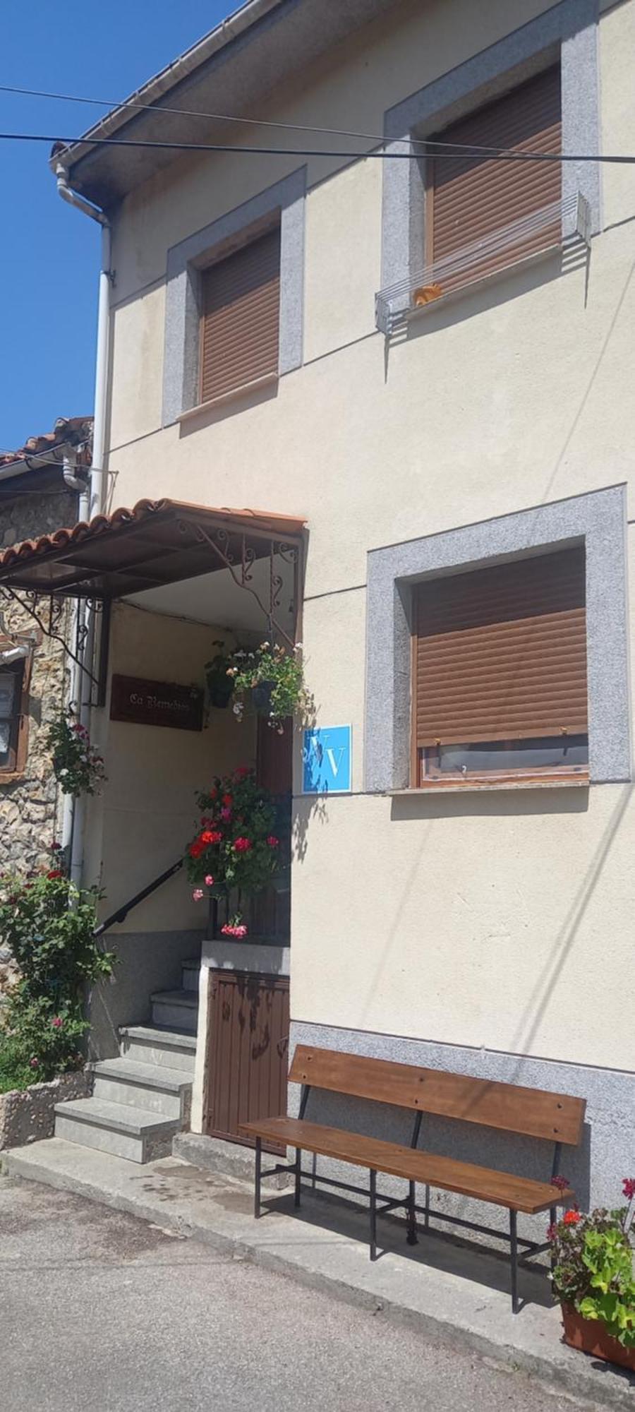 Ca' Remedios Villa Felechosa Bagian luar foto